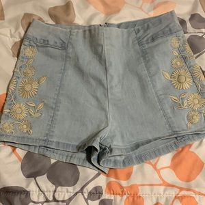Washed never worn bullhead shorts